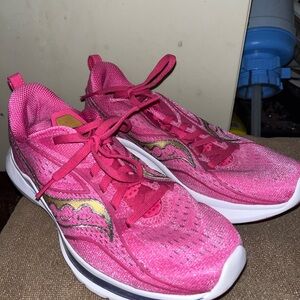 Saucony Women's Pink Running Shoes